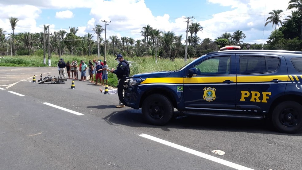 Acidente deixou um homem de 59 anos morto na BR-343.  — Foto: Divulgação/PRF