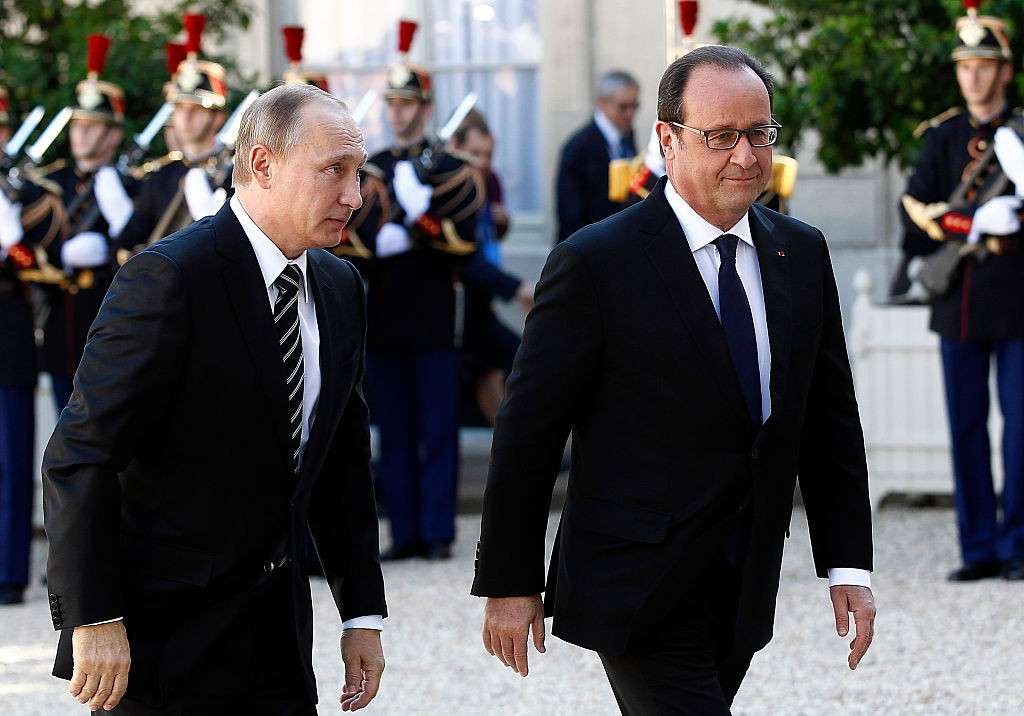 Vladimir Putin e François Hollande (Foto: Thierry Chesnot/ Getty Images)