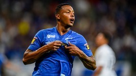 Cruzeiro vence TimÃ£o, que segue ameaÃ§ado  (FlÃ¡vio Florido)