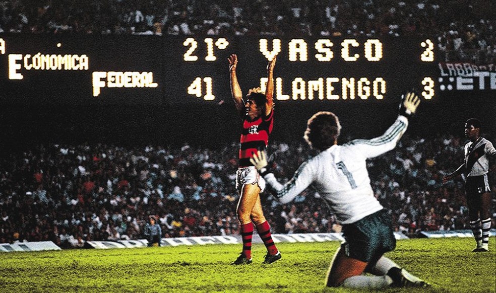 Zico comemora vit&oacute;ria do Flamengo &mdash; Foto: Divulga&ccedil;&atilde;o / Flamengo