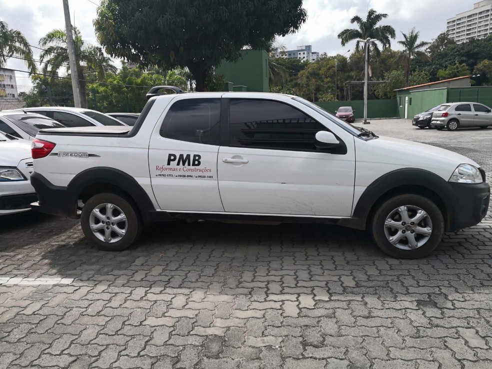 Carro da empresa de Paulo usado para transportar a droga.   — Foto: Divulgação/Polícia Civil 