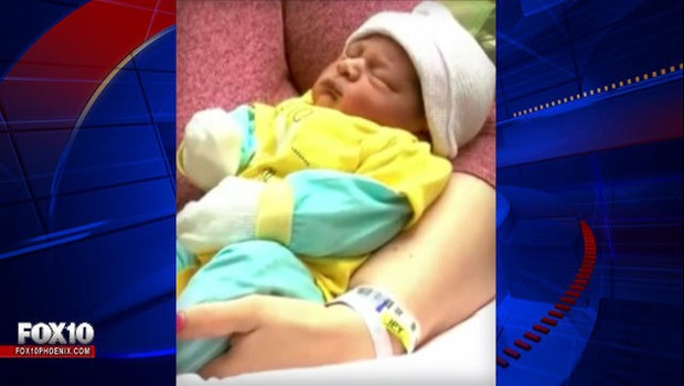 Bebê nascido durante voo da companhia aérea Spirited Airlines ganha passagem grátis para toda a vida (Foto: Reprodução/Fox News)
