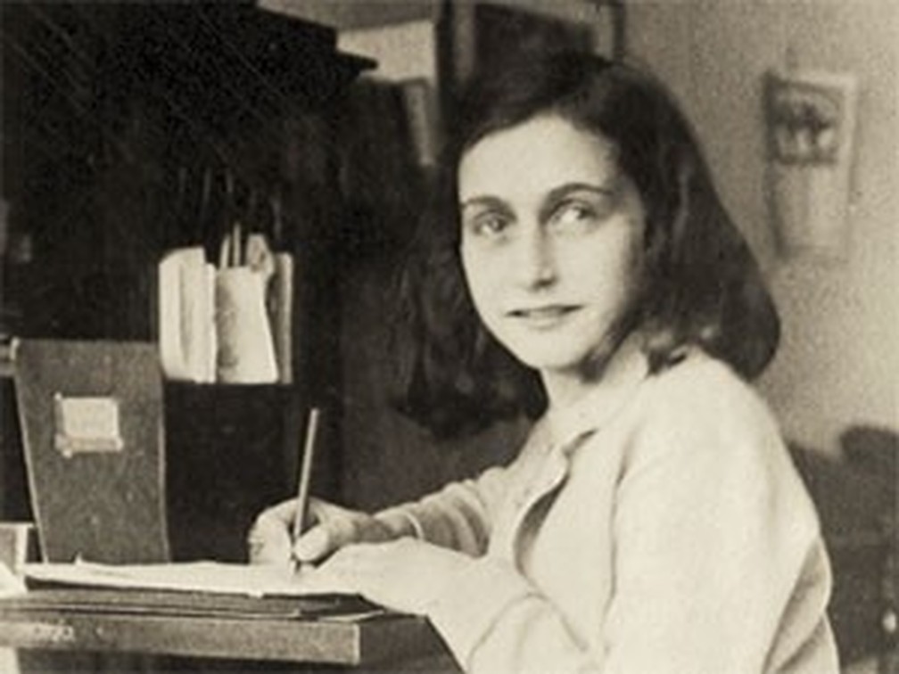 Anne Frank em foto sem data — Foto: Divulgação / Anne Frank House