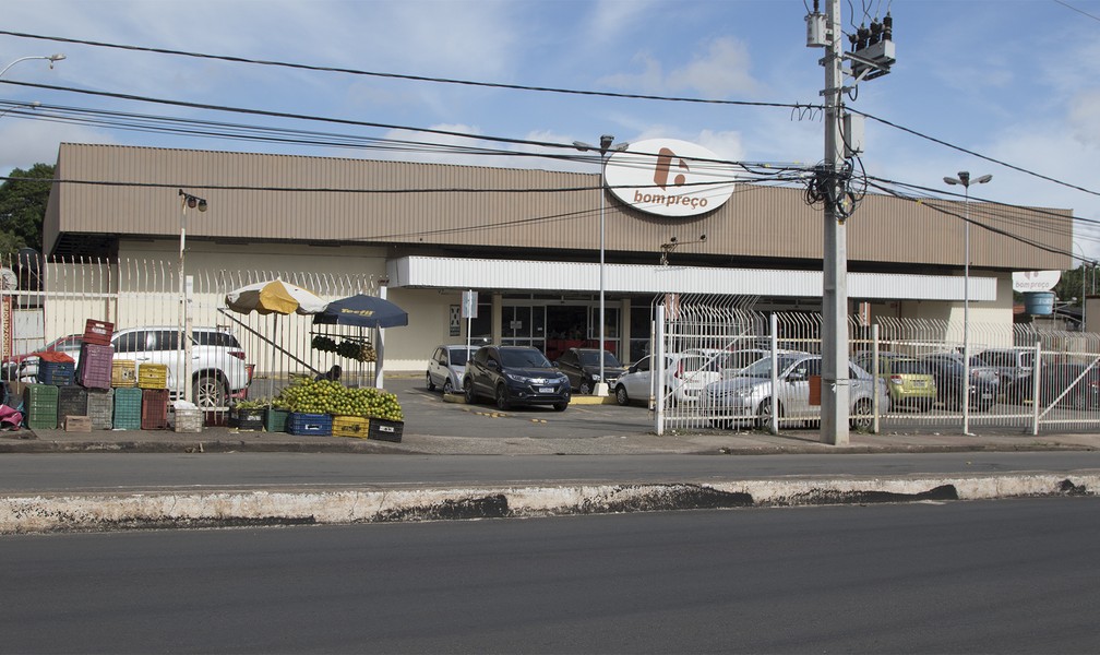 DEPOIS | SÃO LUÍS (MA) - Supermercado no bairro Olho d'Água primeiro dia do 'lockdown'. — Foto: Rafaelle Fróes/G1 MA