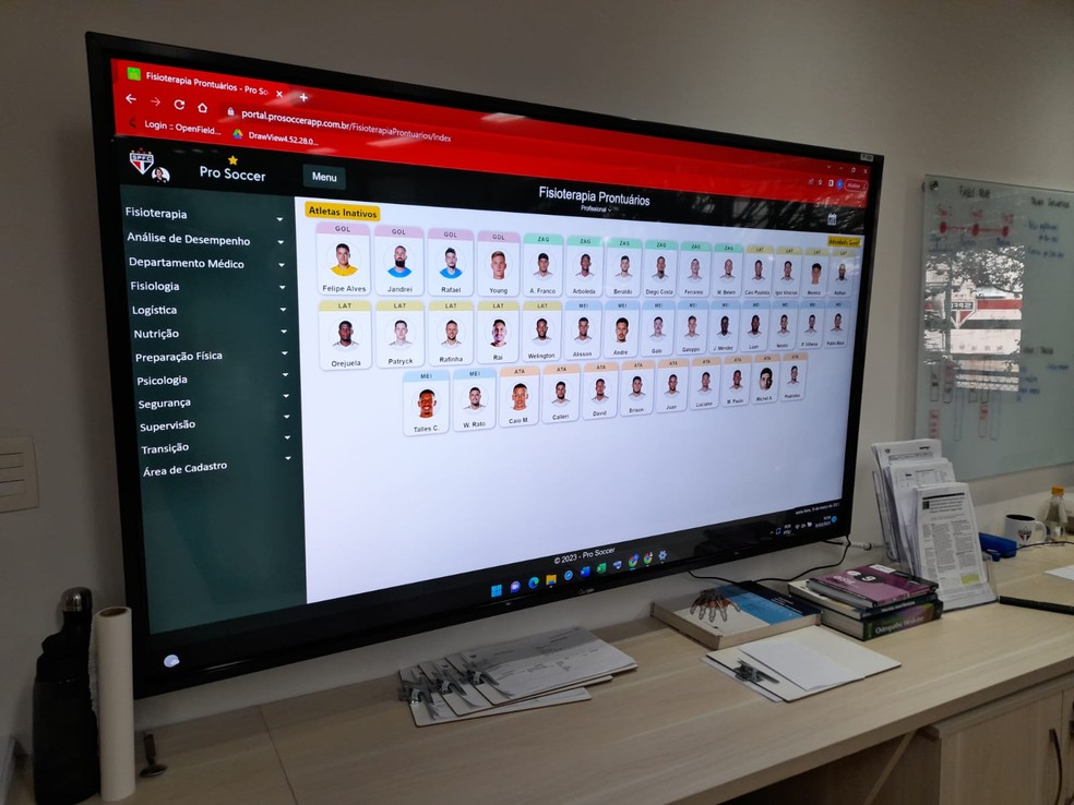 Jogadores são acompanhados com mais detalhes no Reffis do São Paulo — Foto: Leonardo Lourenço