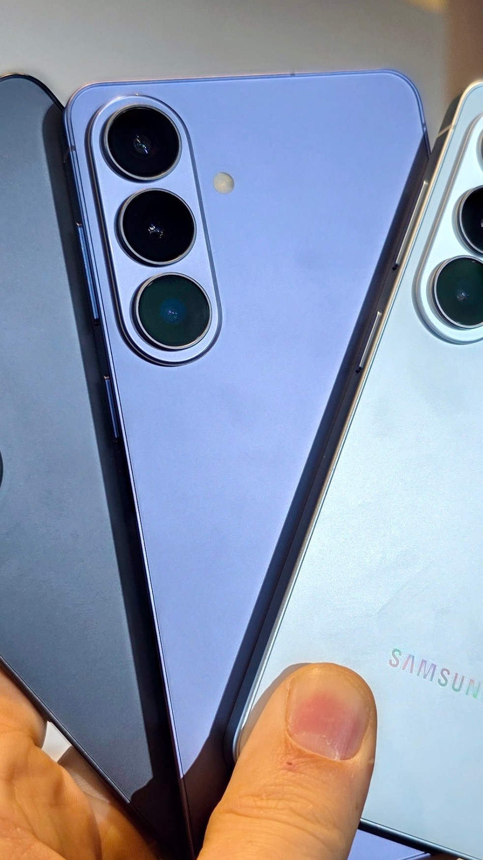 7 celulares até R$ 1.000 que vale a pena comprar em abril de 2026