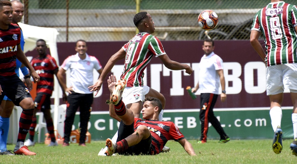 Fluminense vence o Flamengo em semifinal do Sub-17, nas Laranjeiras &mdash; Foto: Mailson Santana