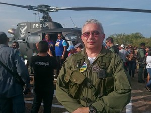 Helicóptero do GTA do Amapá realiza transporte de dois jovens para