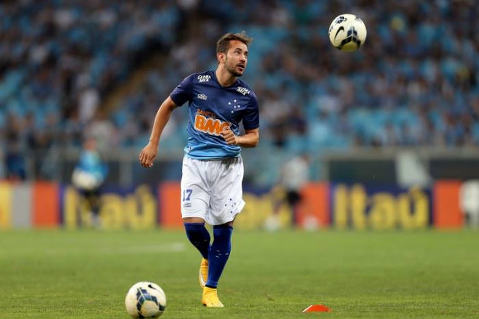 Ribeiro marcou o nome no Cruzeiro com conquista do Brasileiro de 2013 e 2014 — Foto: Jefferson Bernardes/LightPress