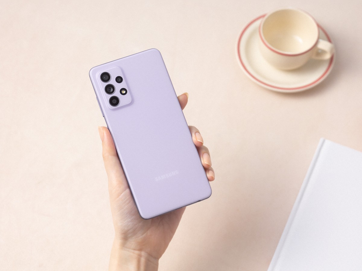 Galaxy A52 5G vs Moto G 5G Plus: compare celulares 5G