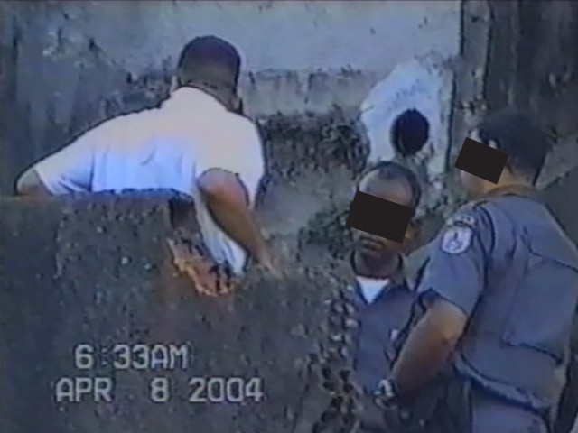 Os vídeos feitos por Joana da Paz levaram à prisão de nove policiais — Foto: Reprodução