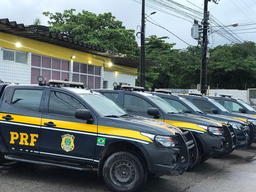 Prisão aconteceu em uma abordagem da Polícia Rodoviária Federal — Foto: Divulgação/PRF