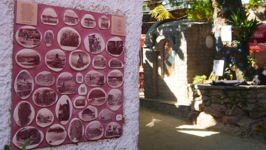 Exposição de fotocerâmica preserva memória da Vila de Pescadores de Itaipu 