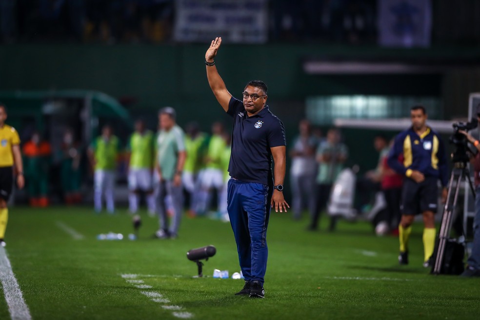 Grêmio cai duas posições e volta à quarta posição com o fim da 21ª rodada