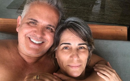 Gloria Pires e Orlando Morais posam coladinhos, e se declaram: "Amor eterno"