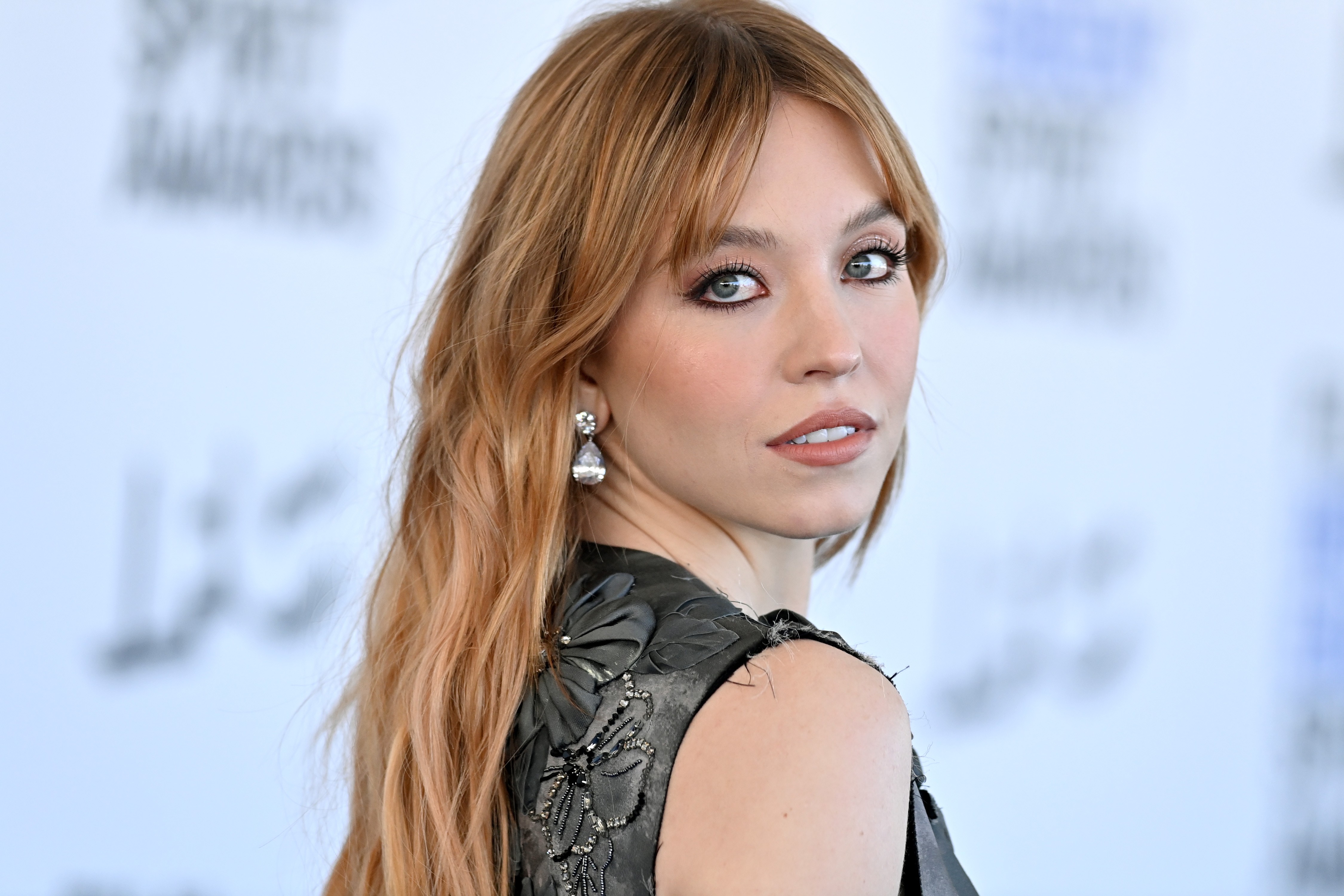 Sydney Sweeney SANTA MONICA, CALIFORNIA - MARCH 06: Sydney Sweeney attends the 2022 Film Independent Spirit Awards on March 06, 2022 in Santa Monica, California. (Photo by Axelle/Bauer-Griffin/FilmMagic) (Foto: Getty Images/ Axelle/Bauer-Griffin/FilmMagic)