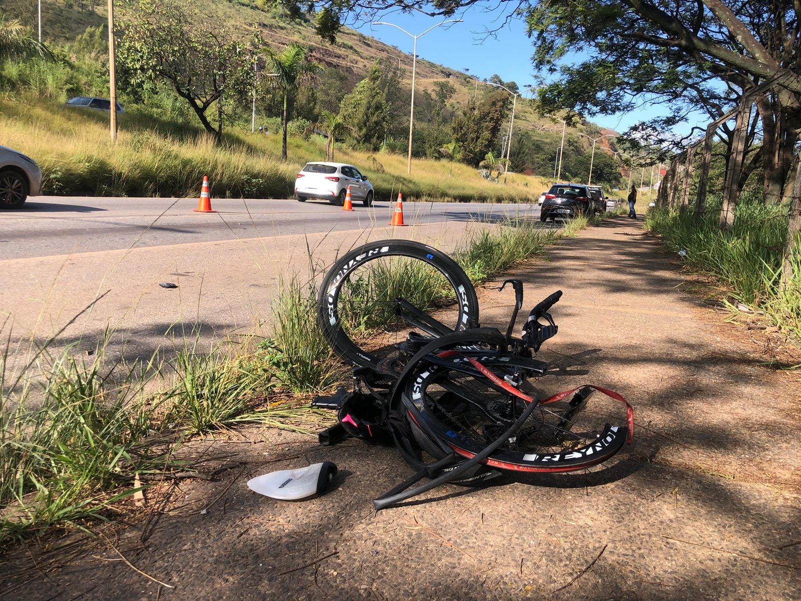 Justiça determina que motorista suspeito de atropelar ciclista na MGC-356, em Belo Horizonte, fique preso preventivamente