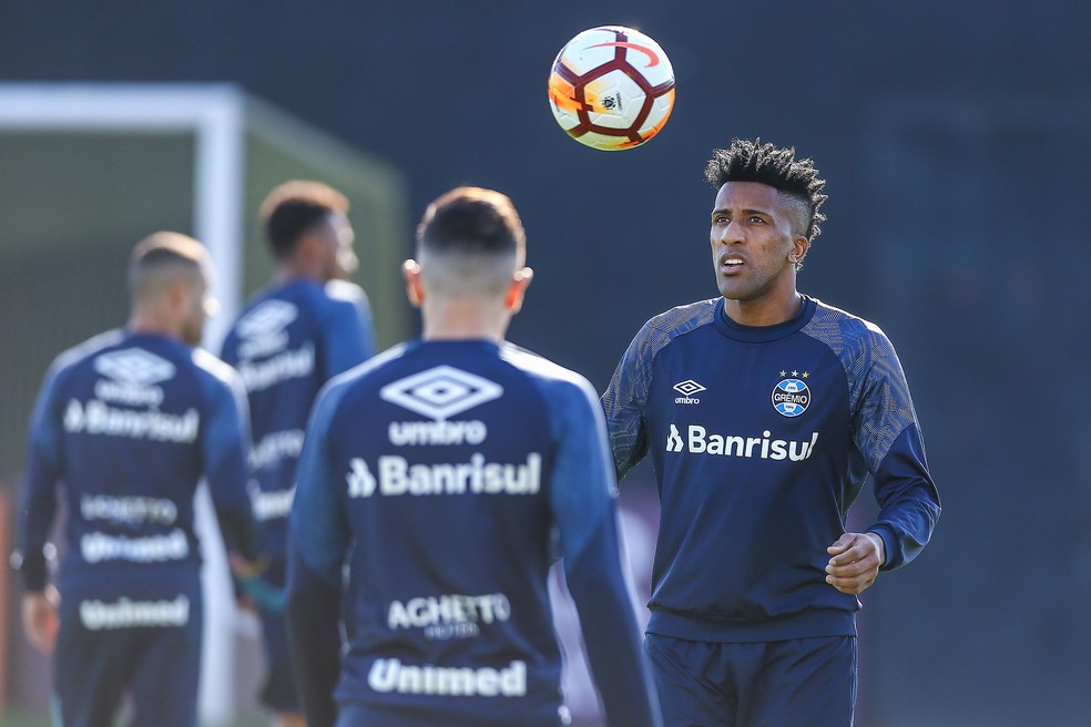 Bruno Cortez, lateral do Grêmio (Foto: Lucas Uebel / Grêmio, DVG)