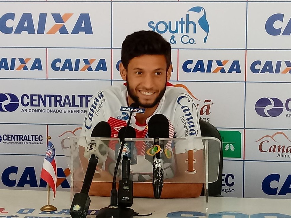 Juninho Capixaba é alvo do Corinthians para a temporada 2018 (Foto: Ruan Melo)