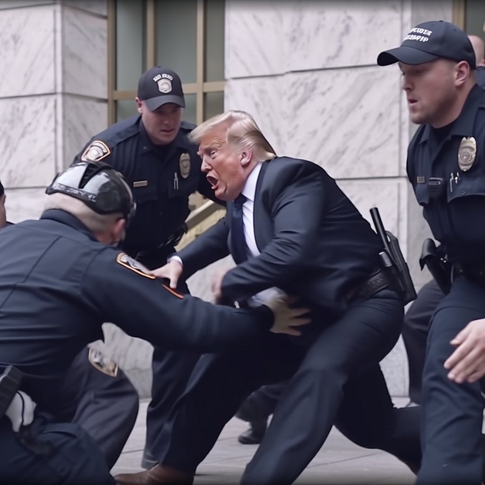 Imagens falsas criadas por IA mostram Donald Trump sendo preso — Foto: Reprodução/Twitter