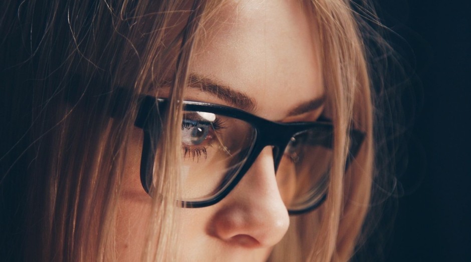 Óculos Specs podem te ajudar a não procrastinar (Foto: Reprodução/Auctify)