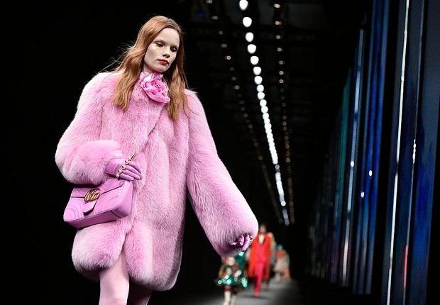 Desfile da Gucci: peles vão perder espaço na passarela (Foto: Catwalking/Getty Images)