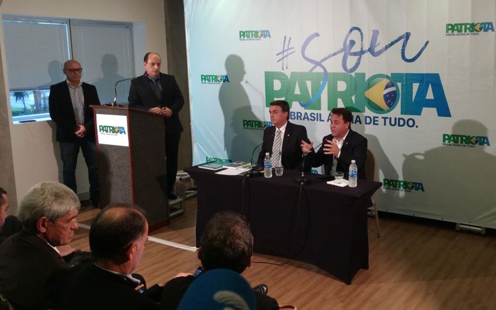Bolsonaro anuncia 'noivado' com PEN e impõe condição à candidatura pelo partido (Foto: Nicolás Satriano/G1)