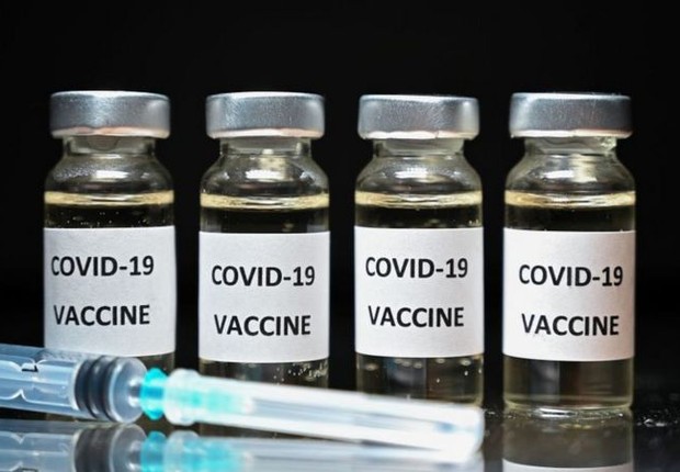 75% das vacinas contra a covid-19 foram aplicadas em 10 países mais desenvolvidos; em quase 130 países, onde vivem mais de 2,5 bilhões de pessoas, praticamente nenhuma vacina foi recebida (Foto: Getty Images via BBC)