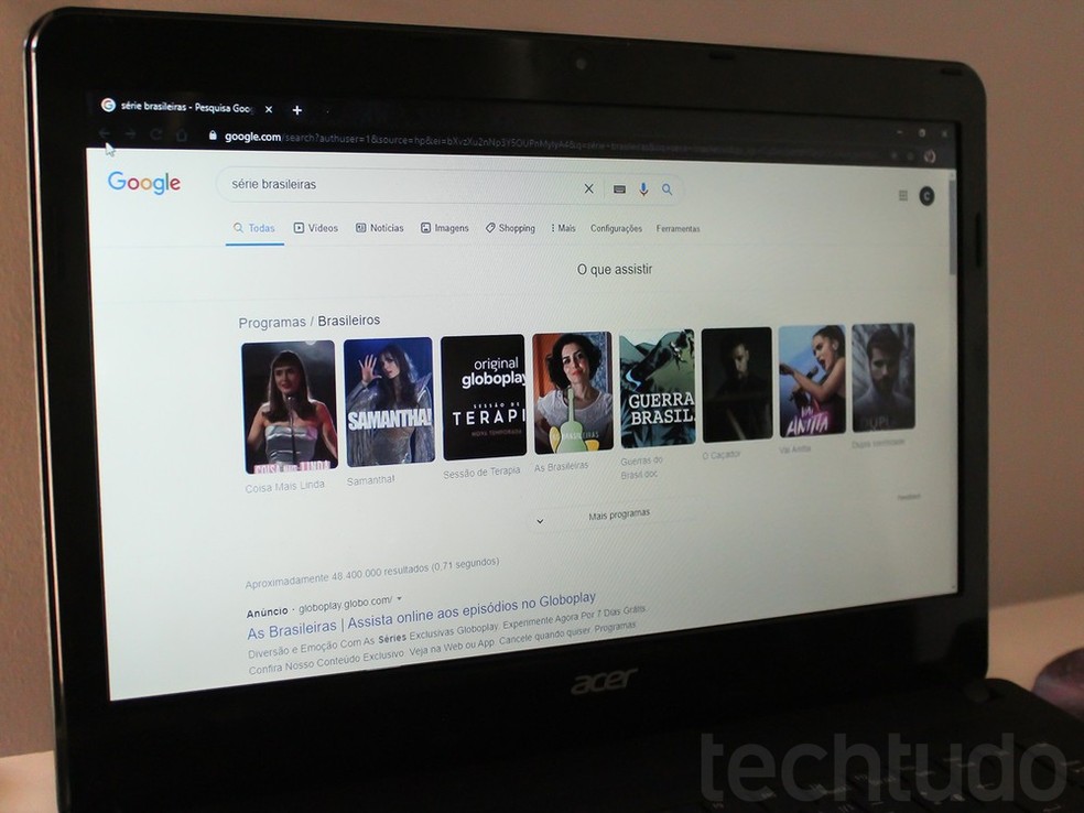 Ao pesquisar "séries brasileiras"no Google, buscador exibe os principais títulos disponíveis nas plataformas de streaming — Foto: Caroline Doms/TechTudo