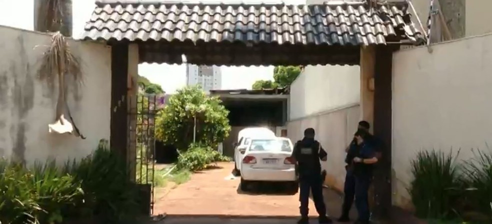 Confronto aconteceu dentro de casa, em Maringá — Foto: Honório Silva/RPC