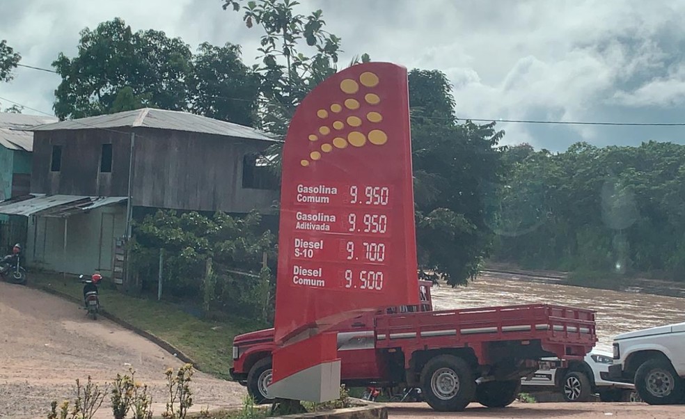 Marechal Thaumaturgo é pago mais de R$ 9 — Foto: Arquivo pessoal