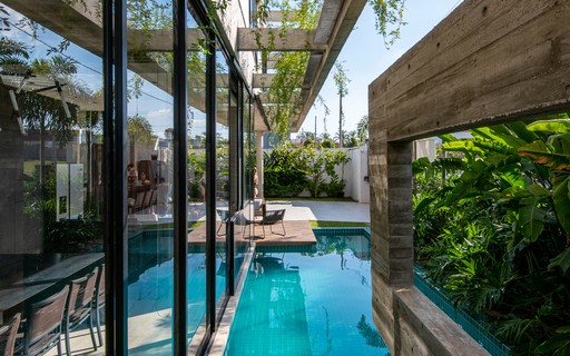 Décor do dia: área externa com piscina é um convite ao relaxamento ...
