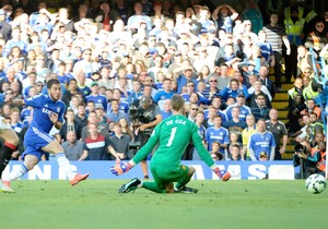 Gol do Chelsea, Hazard (Foto: EFE)
