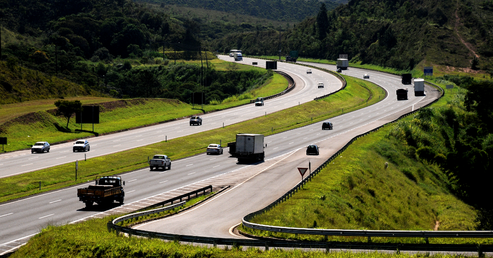 Concessionária divulga os horários de pico e informações sobre movimento devido a feriados nas rodovias da região de Sorocaba (SP) (Foto: CCR ViaOeste/Divulgação)