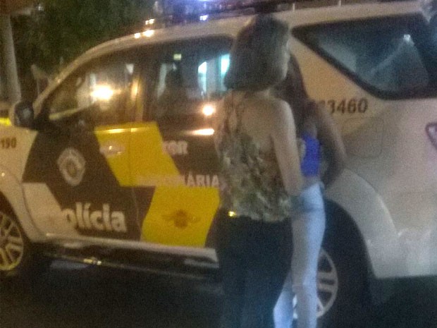 Suspeitas disseram à Polícia Civil que receberam R$ 500 para transportar as drogas até Belo Horizonte (Foto: Polícia Rodoviária/Divulgação)