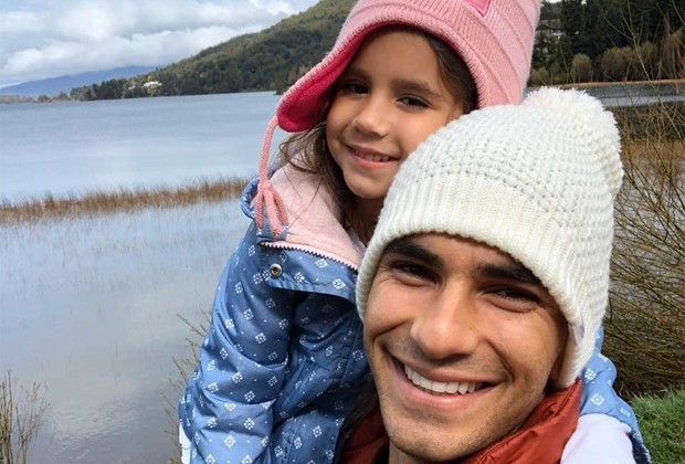 Hugo Moura e a filha, Maria Flor (Foto: Reprodução/Instagram)
