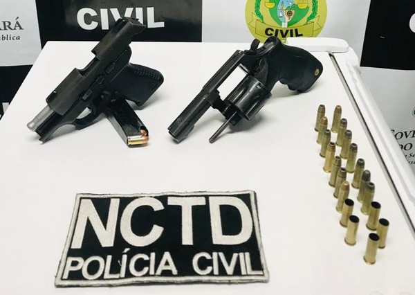 Armas e munição foram apreendidas com suspeito de homicídio no Crato, no Ceará. — Foto: Polícia Civil/Reprodução