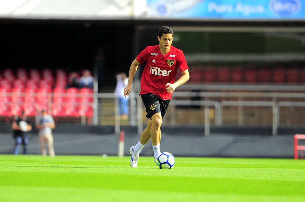 Anderson Martins treinou como titular da zaga na atividade do Ãºltimo sÃ¡bado (Foto: Marcos Ribolli)