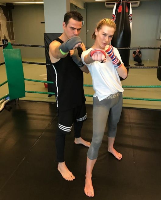 Fiorella Mattheis faz aula de boxe com personal com Rodrigo Ruiz (Foto: Reprodução/Instagram)