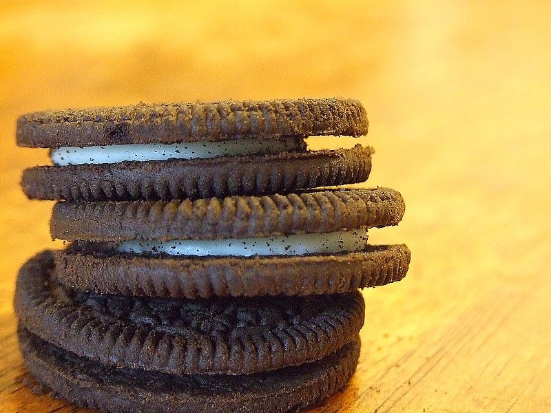 Recheio do biscoito tende a grudar em um lado do biscoito devido  (Foto: Yukiko/Flickr/Creative Commons )