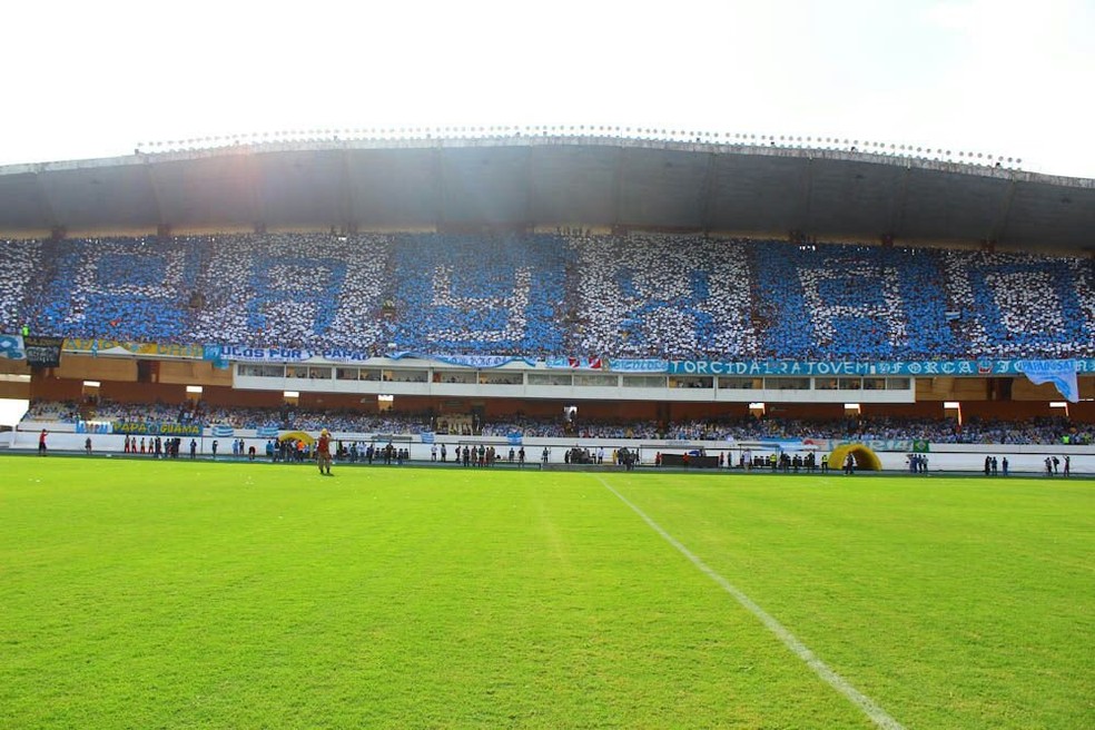 Mosaico feito pela torcida do Paysandu contra o Macaé, no Mangueirão — Foto: Fernando Torres/Ascom Paysandu