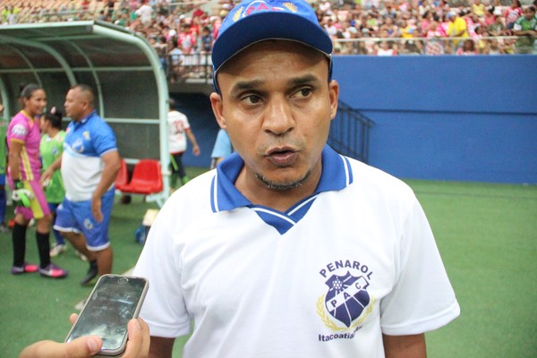 Presente na final de 2003, ex-Rubro Negro crê em novo roteiro: Aposto no Flamengo