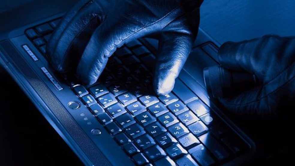 Acessar conteúdo pirata configura crime e pode acarretar em sanções penais tanto ao fornecedor como ao usuário — Foto: Reprodução/TechTudo