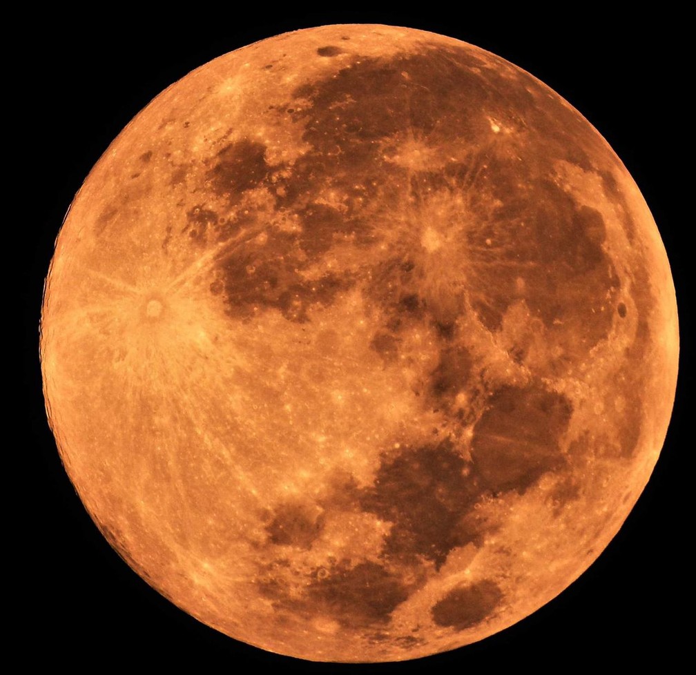 Superlua rosa, em Sergipe — Foto: Jorge Carvalho