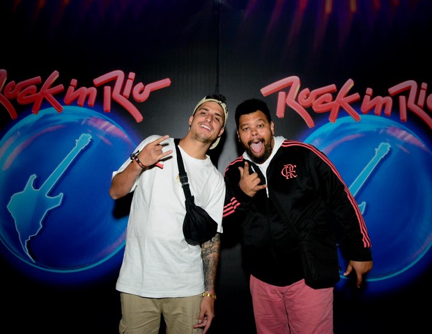 Felipe Prior e Babu Santana no Rock in Rio (Foto: Webert Belicio/AgNews)