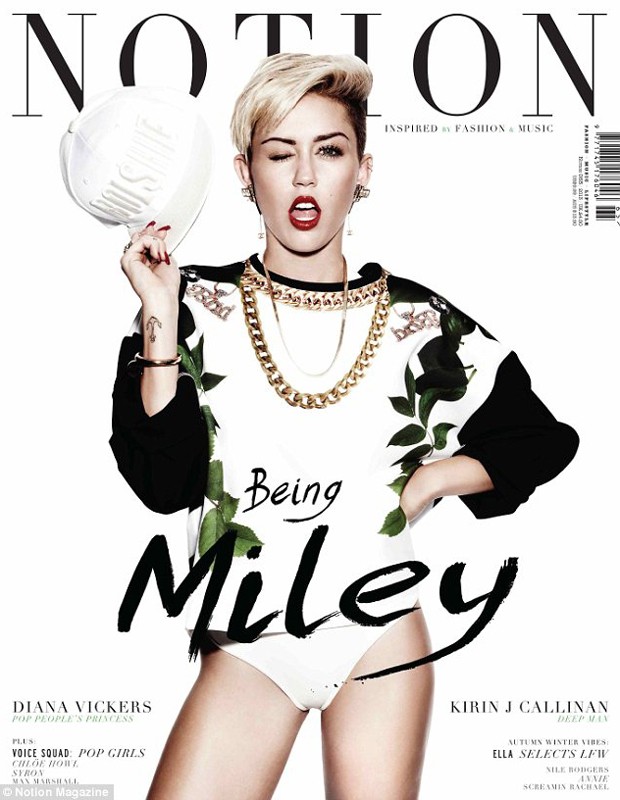 Miley Cyrus Mostra Seios Com Look Revelador Em Ensaio Para Revista