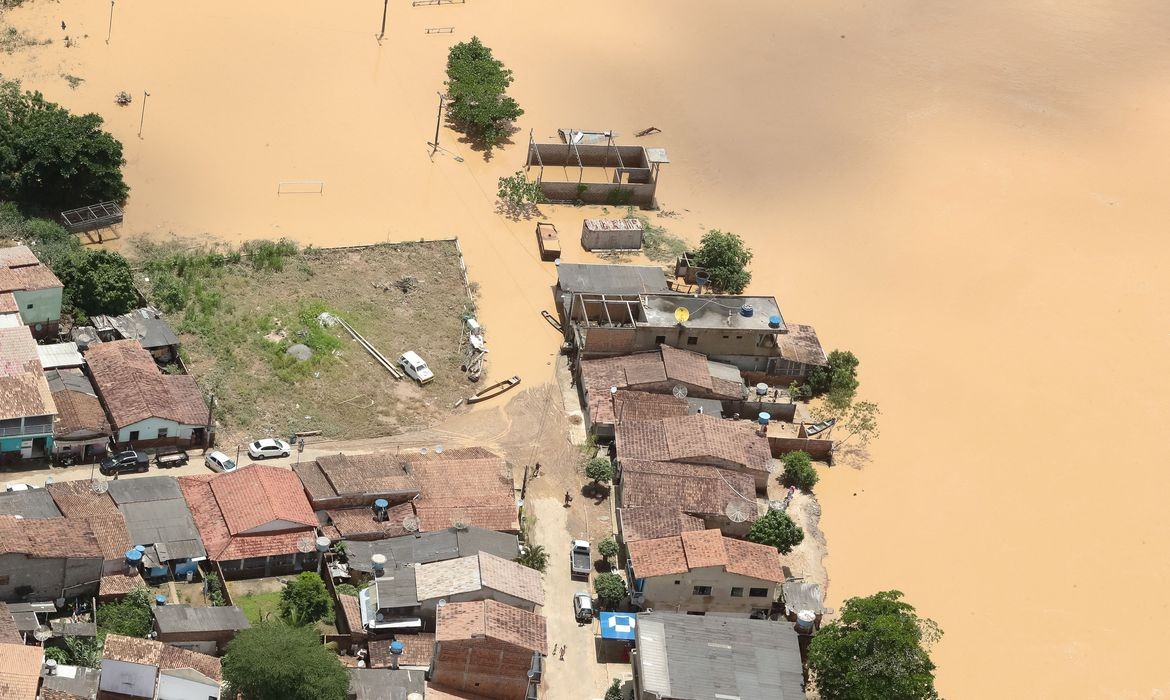 Fortes chuvas deixaram sul da Bahia em estado de emergência (Foto: Isaac Nobrega/PR)