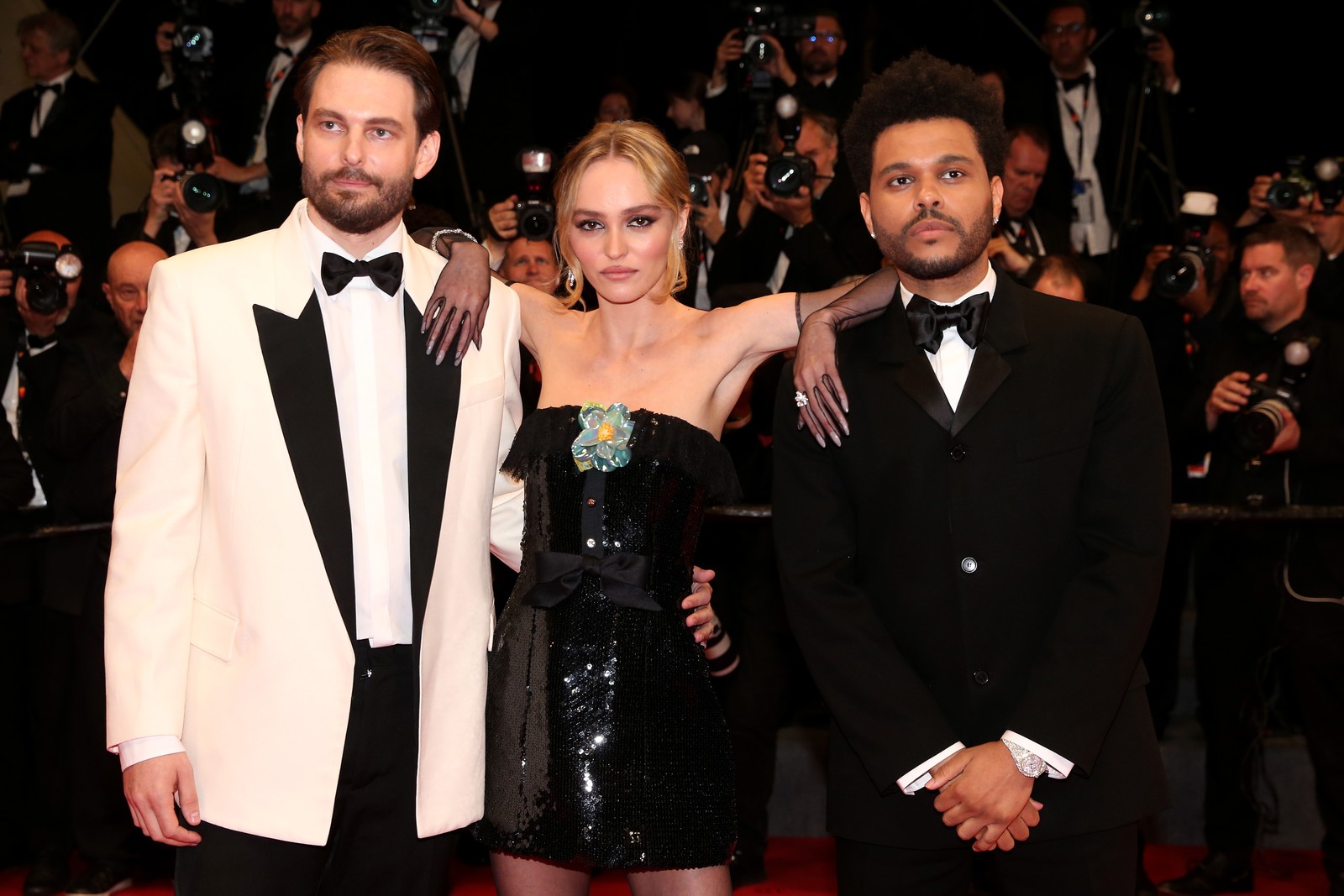 Sam Levinson, Lily-Rose Depp e Abel, o 'The Weeknd' — Foto: Getty Images