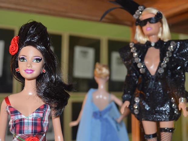 G1 - Artista cria Barbies 'inspiradas' em Lady Gaga e Amy