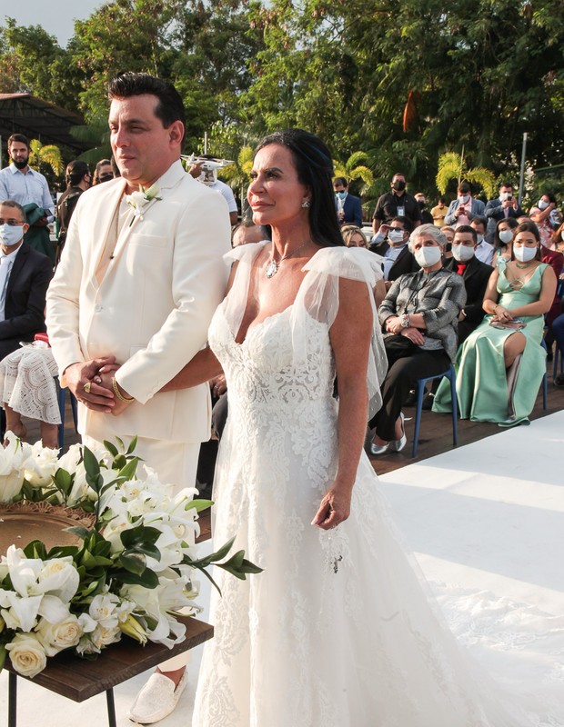 Gretchen e Esdras se casam (Foto: MARCOS RIBAS/BRAZIL NEWS)
